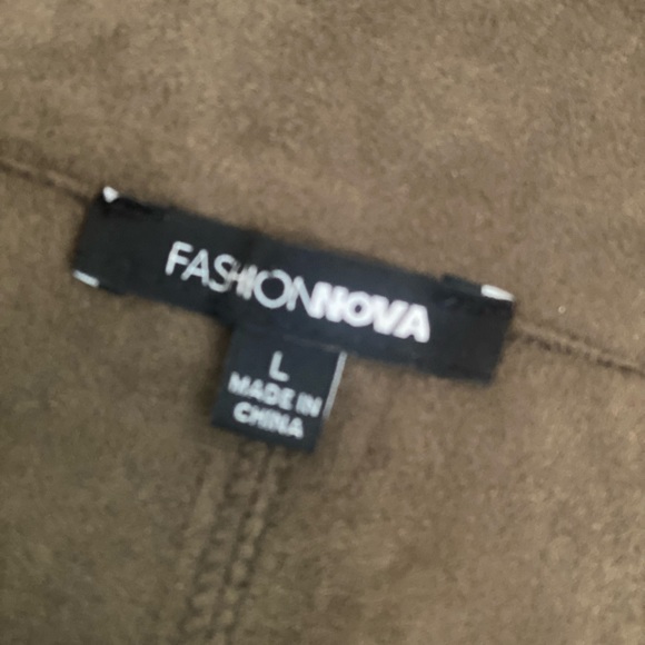 Off the shoulder belted suede jacket - Picture 8 of 9